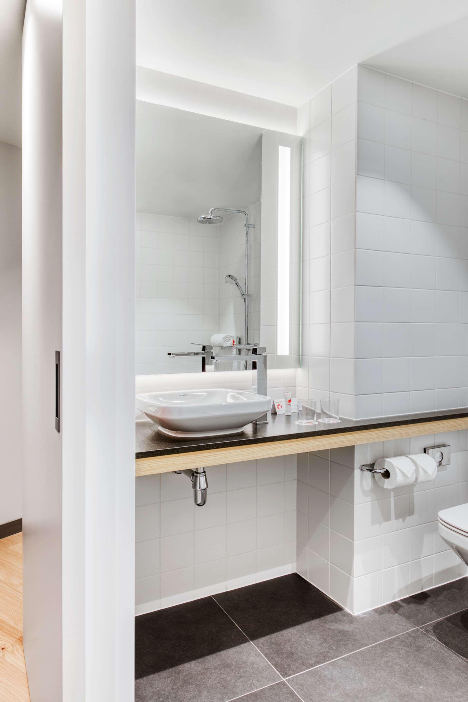 Intercityhotel Hannover Hauptbahnhof-Ost Екстер'єр фото