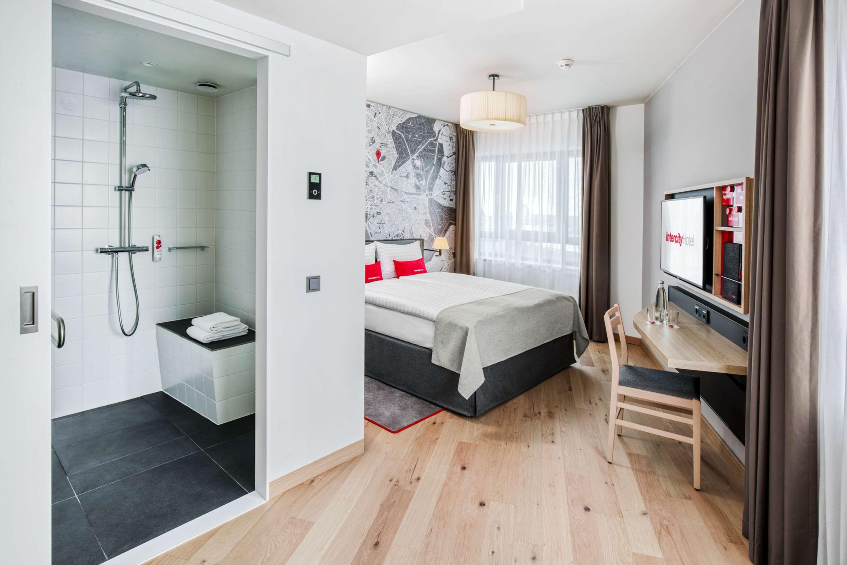 Intercityhotel Hannover Hauptbahnhof-Ost Екстер'єр фото