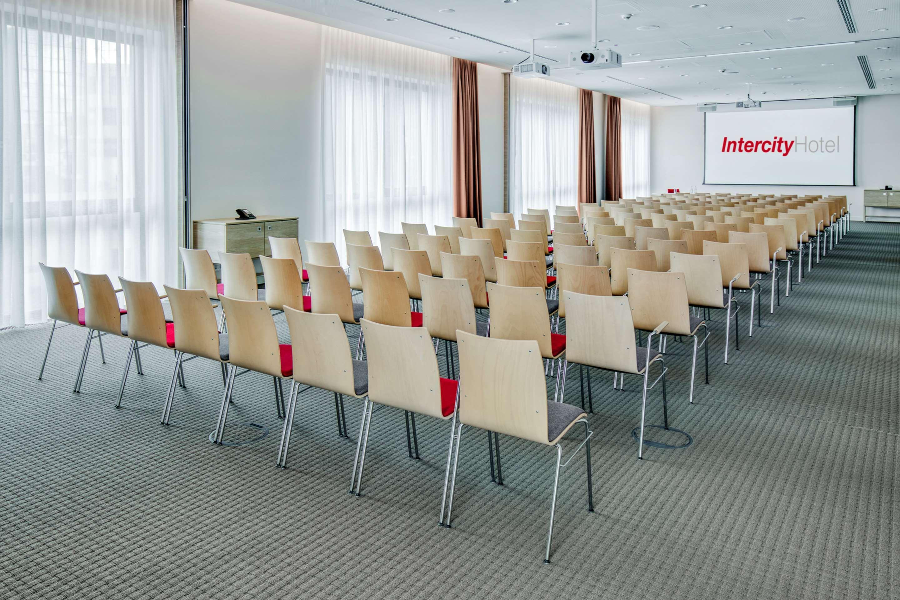 Intercityhotel Hannover Hauptbahnhof-Ost Екстер'єр фото