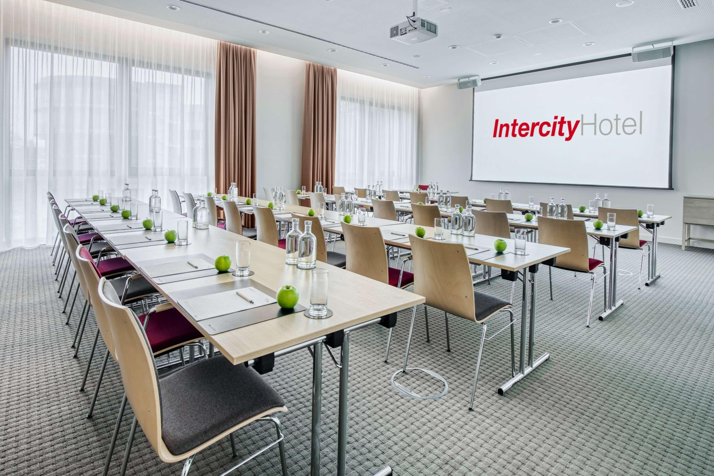 Intercityhotel Hannover Hauptbahnhof-Ost Екстер'єр фото
