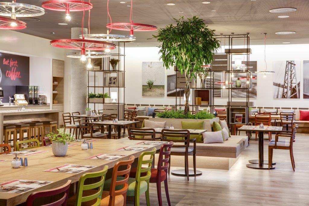 Intercityhotel Hannover Hauptbahnhof-Ost Екстер'єр фото