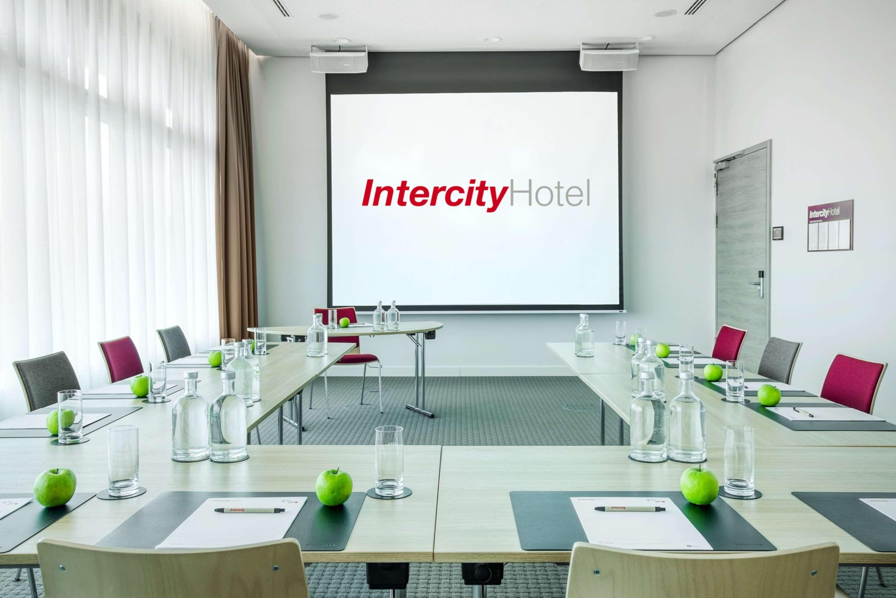 Intercityhotel Hannover Hauptbahnhof-Ost Екстер'єр фото